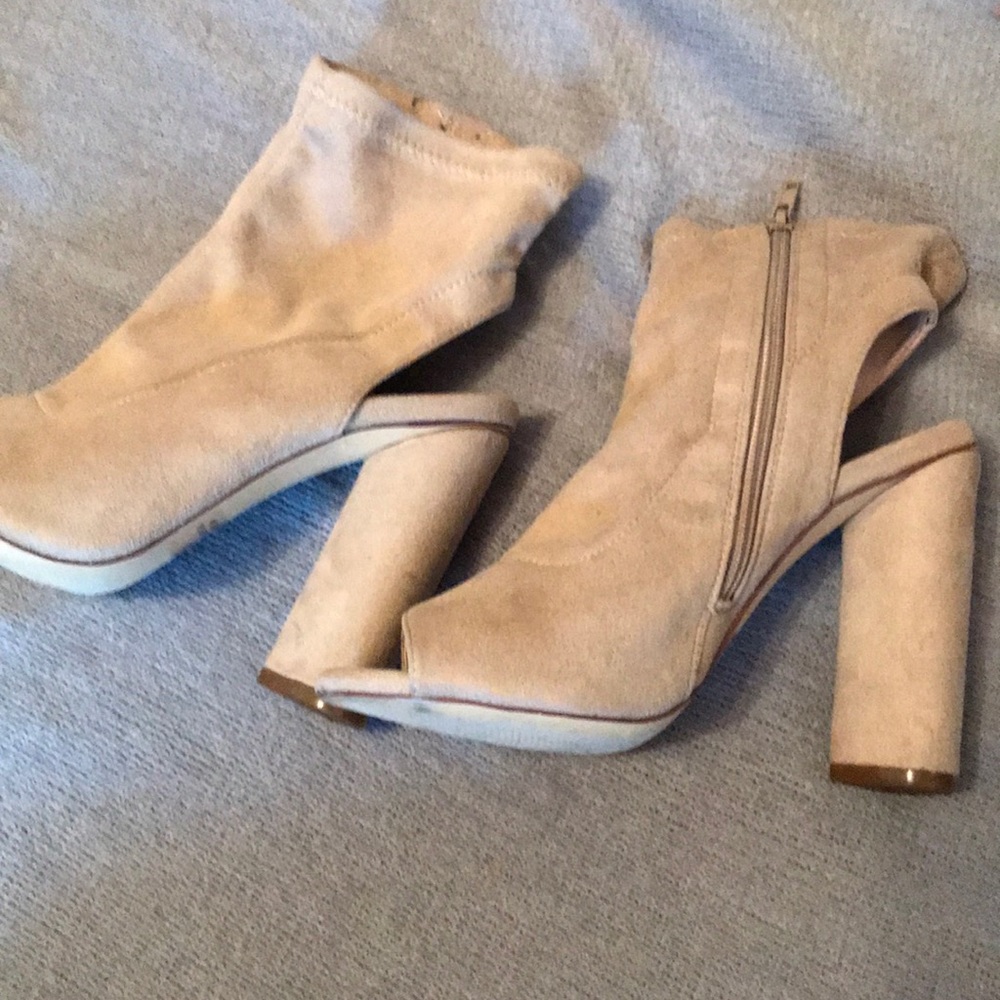 Tan pumps